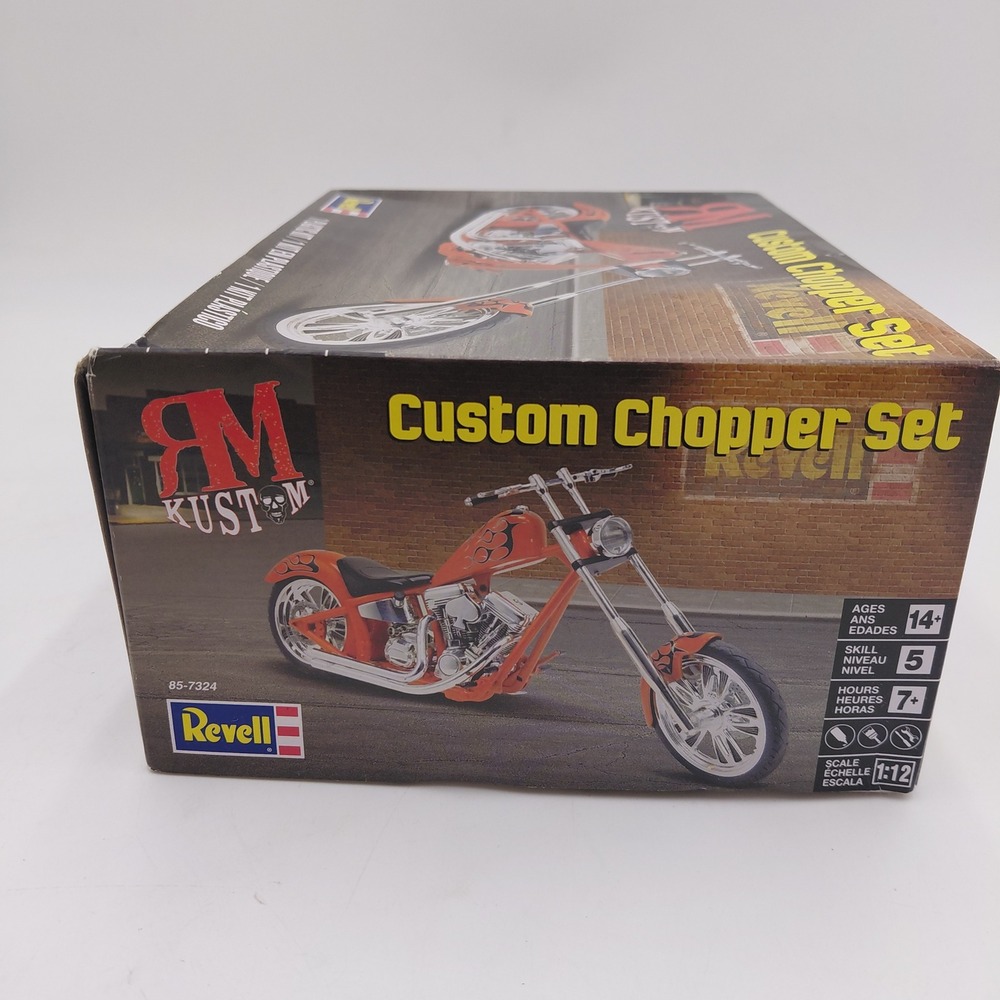 Revell RM Kustom Custom Chopper Set 1:12 Scale Model Kit 85-7324 NOS Open Box